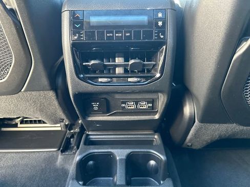 Used 2024 Jeep Grand Cherokee L Overland w/ Rear Seat Video Group I image 21