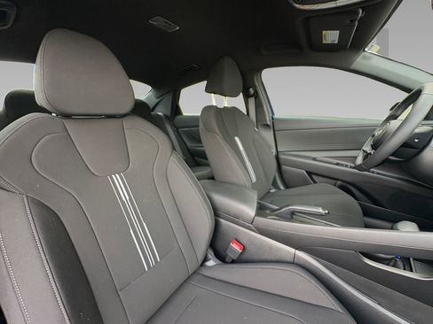 New 2025 Hyundai Elantra Sport image 8