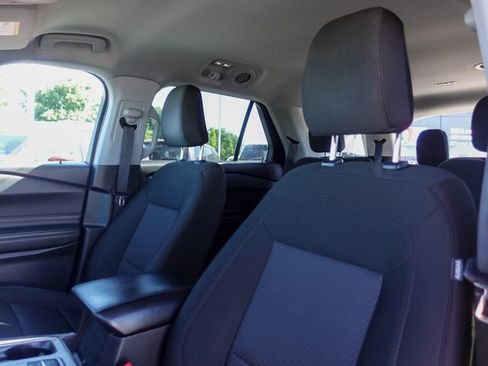Used 2022 Ford Explorer XLT RWD image 21