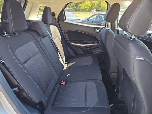 Used 2021 Ford EcoSport SE w/ SE Convenience Package image 17