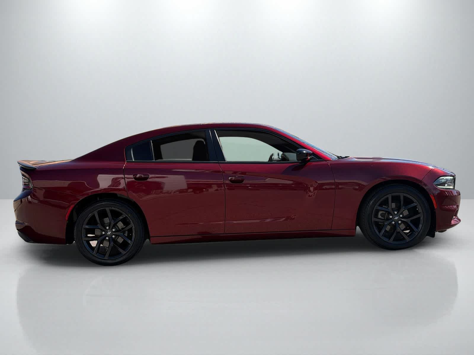 Used 2022 Dodge Charger SXT w/ Blacktop Package RWD image 8