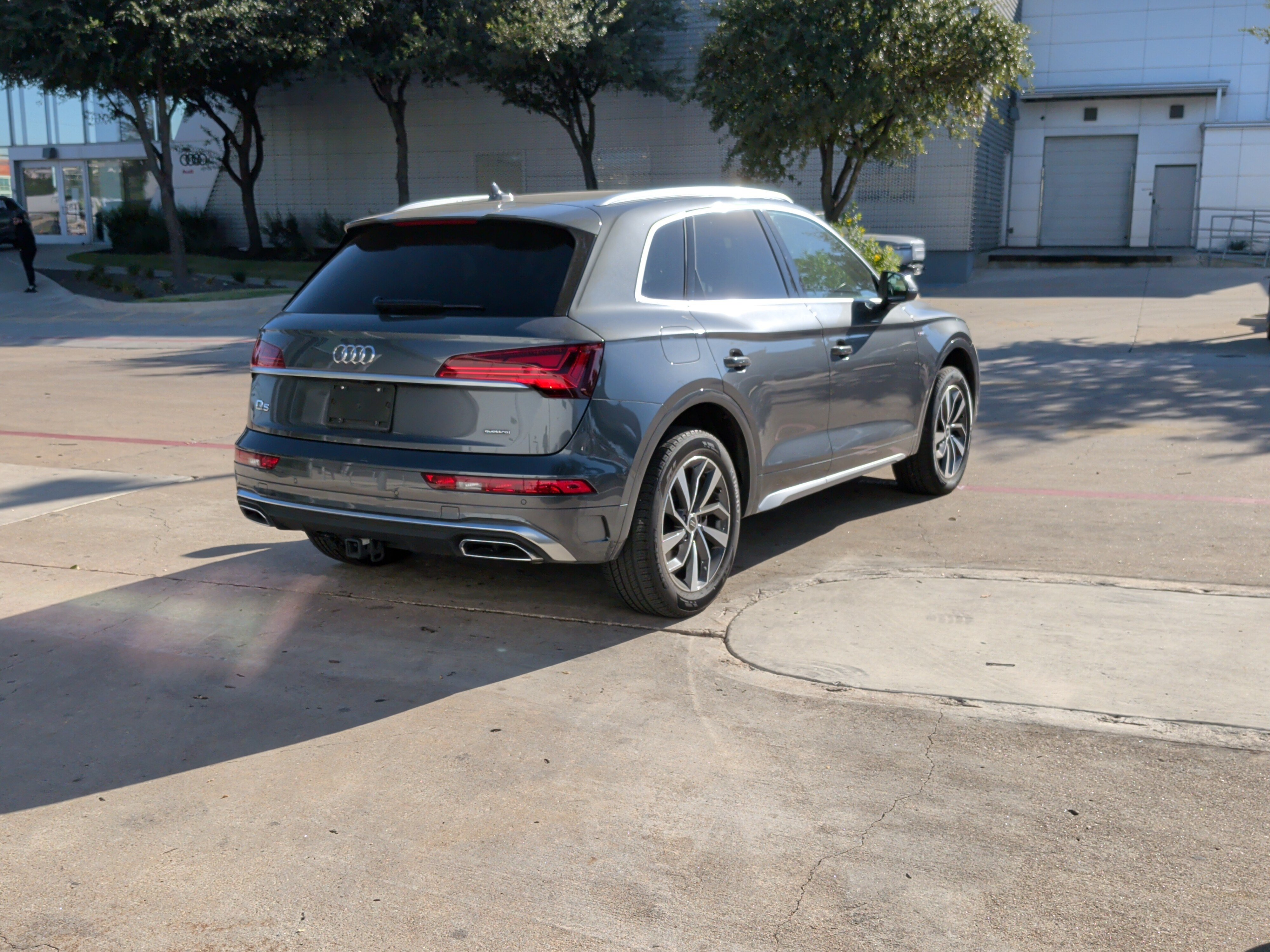 Used 2023 Audi Q5 2.0T Premium Plus AWD/4WD image 10