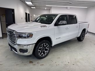 Used 2025 RAM 1500 Laramie video 4