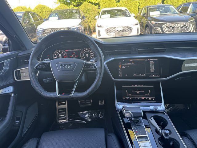 Certified 2022 Audi RS 6 AWD/4WD image 13