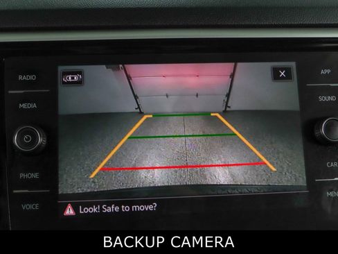 Used 2022 Volkswagen Atlas SE w/ Black Wheel Package image 18