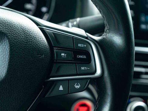 Used 2022 Honda Accord Sport image 21