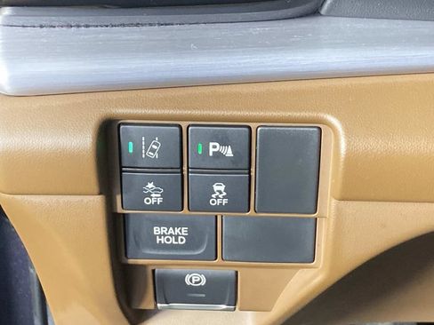 Used 2021 Acura RDX w/ Technology Package AWD/4WD image 16