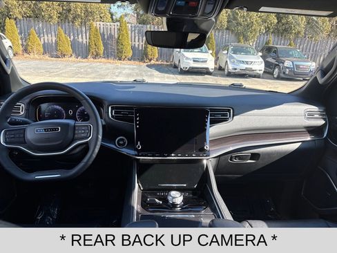 Used 2022 Jeep Wagoneer Series I w/ Convenience Group I image 12