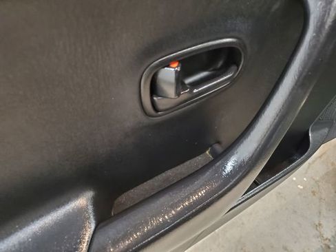 Used 1999 MAZDA MX-5 Miata RWD image 13