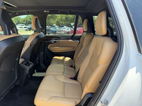 Used 2017 Volvo XC90 T6 Momentum w/ Vision Package AWD/4WD image 28