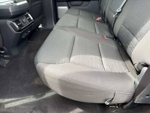 Used 2022 Ford F150 XLT w/ Equipment Group 302A High AWD/4WD image 17