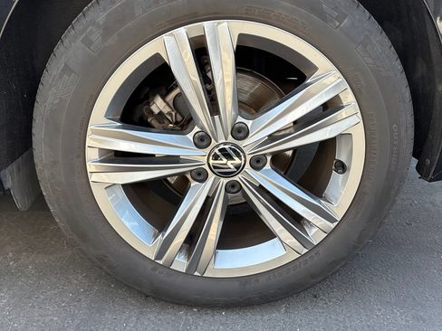 Used 2024 Volkswagen Jetta SE FWD image 23