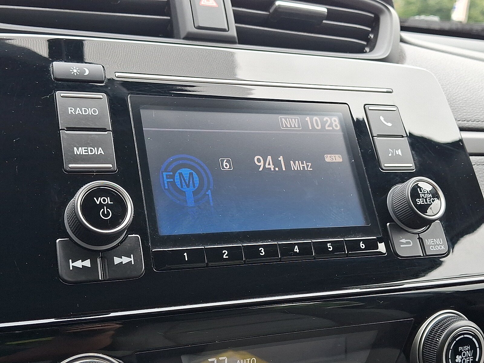Used 2017 Honda CR-V LX image 16