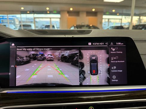 Used 2019 BMW X7 xDrive40i w/ Premium Package image 27