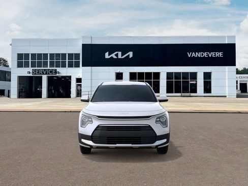 New 2026 Kia Niro LX image 3