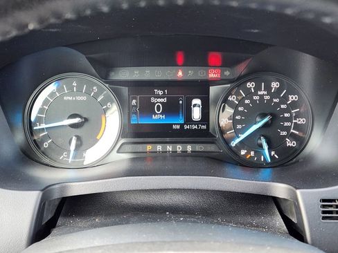 Certified 2018 Ford Explorer XLT image 21