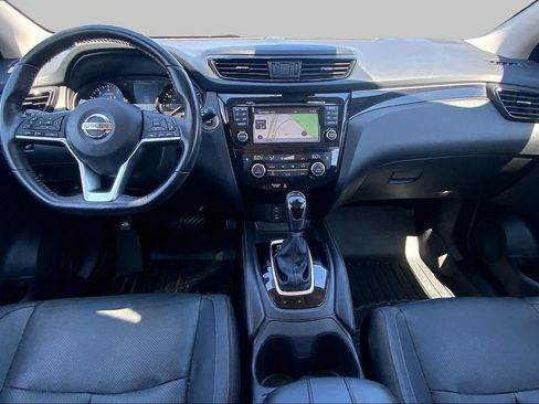 Used 2017 Nissan Rogue Sport SL w/ SL Premium Package AWD/4WD image 15