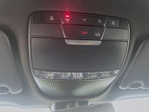 Used 2021 Mercedes-Benz GLC 300 image 21