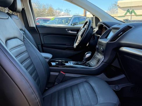 Used 2016 Ford Edge SEL w/ Equipment Group 201A image 9