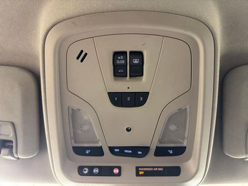 Used 2016 Chevrolet Impala LTZ FWD image 44