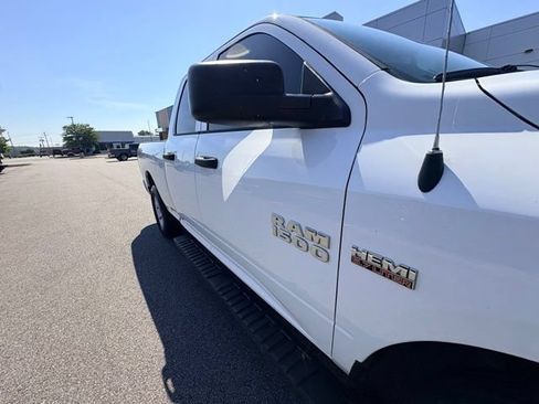 Used 2016 RAM 1500 Express AWD/4WD image 11