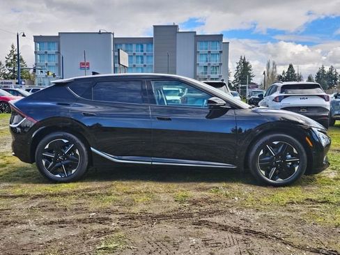 New 2025 Kia EV6 Wind AWD/4WD image 6