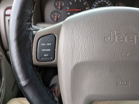 Used 2000 Jeep Grand Cherokee Limited image 17