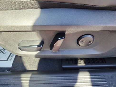 New 2026 Nissan Rogue Platinum image 12