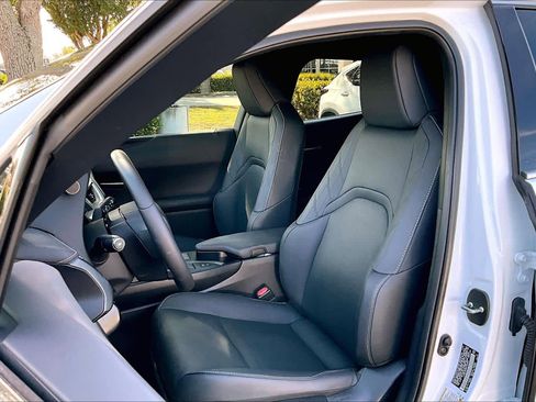 Used 2024 Lexus UX 250h F Sport image 7