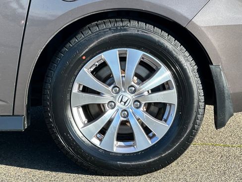 Used 2014 Honda Odyssey EX-L image 32