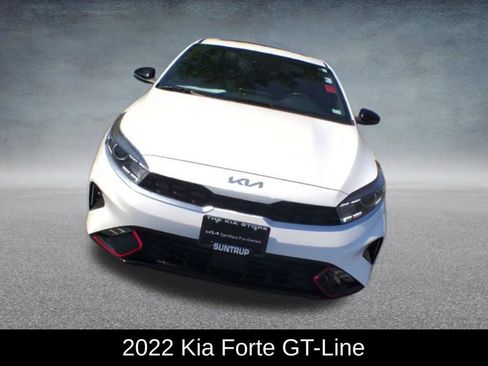 Used 2022 Kia Forte GT-Line w/ GT-Line Premium Package image 3