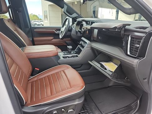 Used 2024 GMC Sierra 1500 Denali Ultimate AWD/4WD image 19