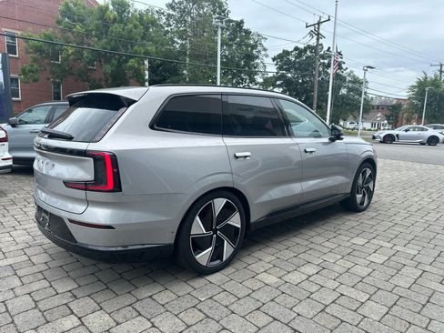 Used 2025 Volvo EX90 Ultra AWD/4WD image 39