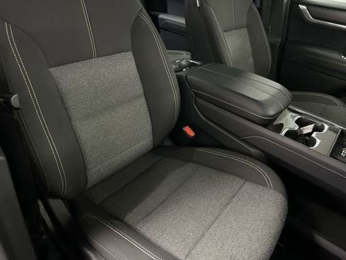 Certified 2025 GMC Acadia Elevation image 28