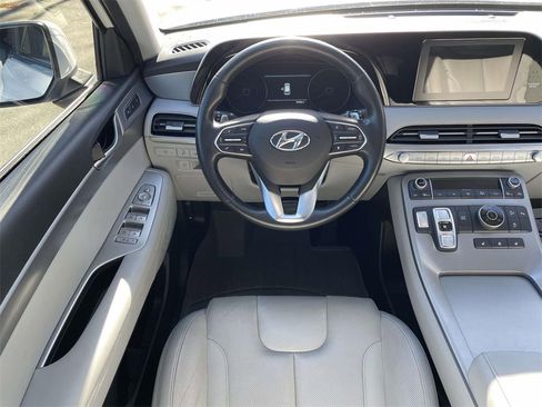 Used 2020 Hyundai Palisade SEL w/ Premium Package image 13