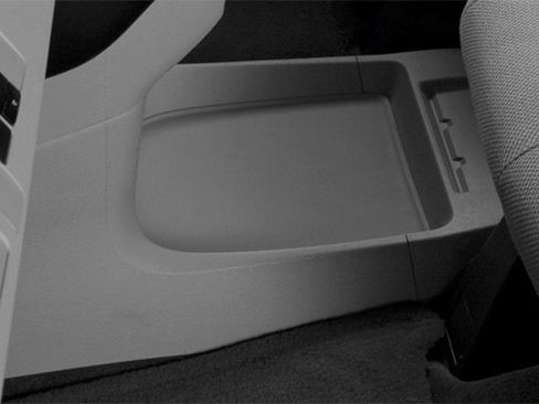 Used 2014 Toyota Sienna SE image 16