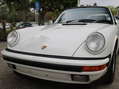 Used 1987 Porsche 911 Carrera image 53