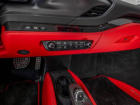 Certified 2022 Ferrari F8 Tributo image 22