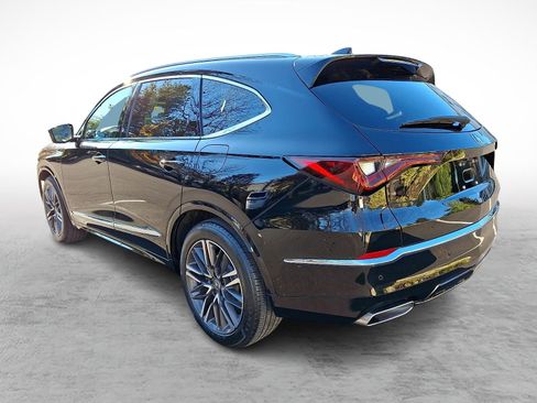 Used 2025 Acura MDX SH-AWD w/ Advance Package image 4