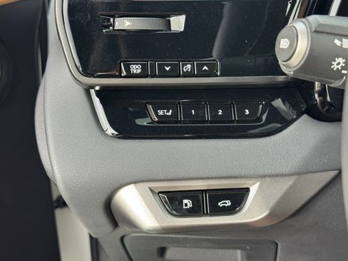 Used 2023 Lexus RX 350 Premium Plus w/ Accessory Package (K3) image 18