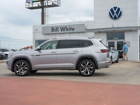 New 2026 Volkswagen Atlas SEL Premium R-Line AWD/4WD image 3
