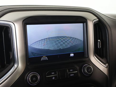 Used 2021 Chevrolet Silverado 1500 LT AWD/4WD image 6
