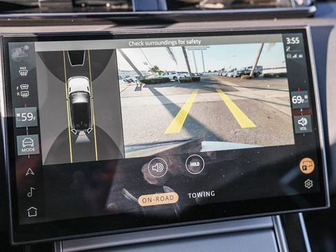 Used 2024 Land Rover Range Rover Velar S image 22