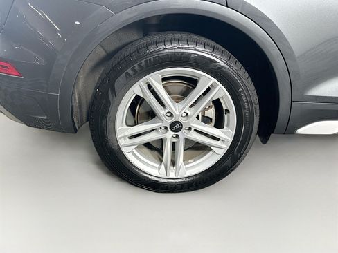 Used 2021 Audi Q5 e Premium Plus w/ Premium Plus Package AWD/4WD image 11