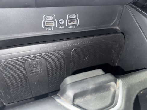 Used 2025 RAM 1500 Big Horn image 18