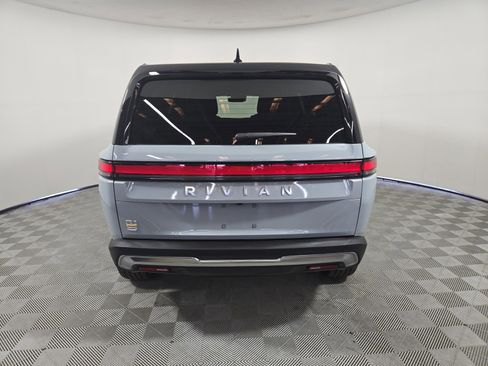 Used 2024 Rivian R1S Adventure AWD/4WD image 4
