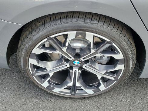 Used 2025 BMW 330i xDrive Sedan image 7