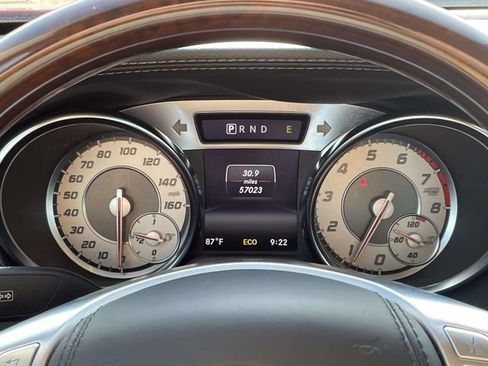 Used 2014 Mercedes-Benz SL 550 image 24
