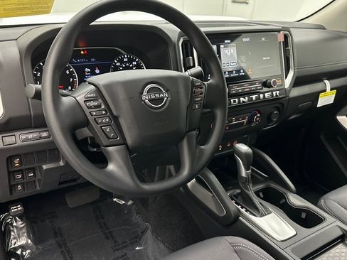 New 2026 Nissan Frontier SV w/ Tow Package image 15