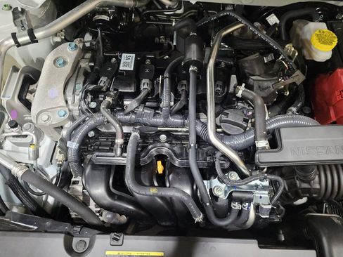 Used 2025 Nissan Sentra SV FWD image 30